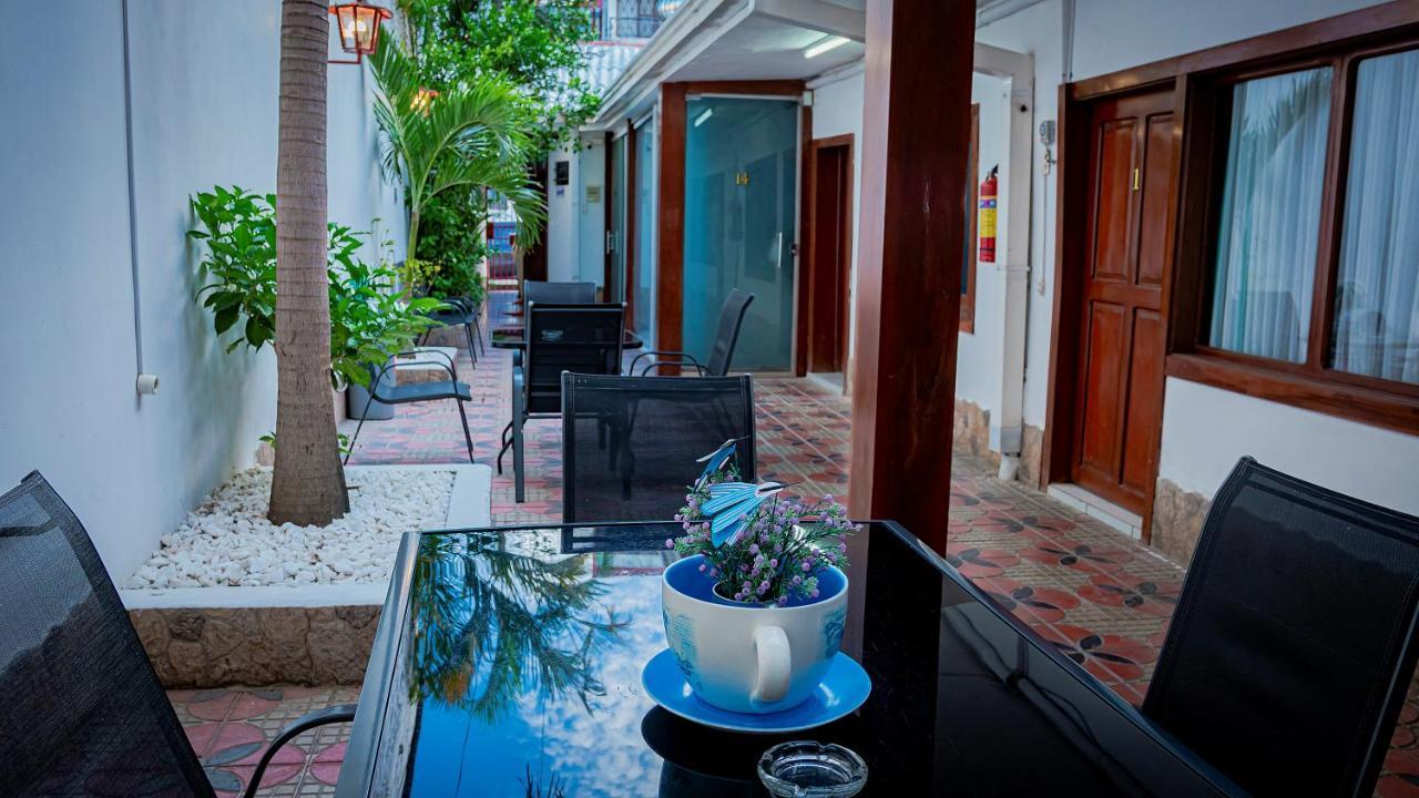Buen Retiro Apart Hotel Santa Cruz de La Sierra Luaran gambar