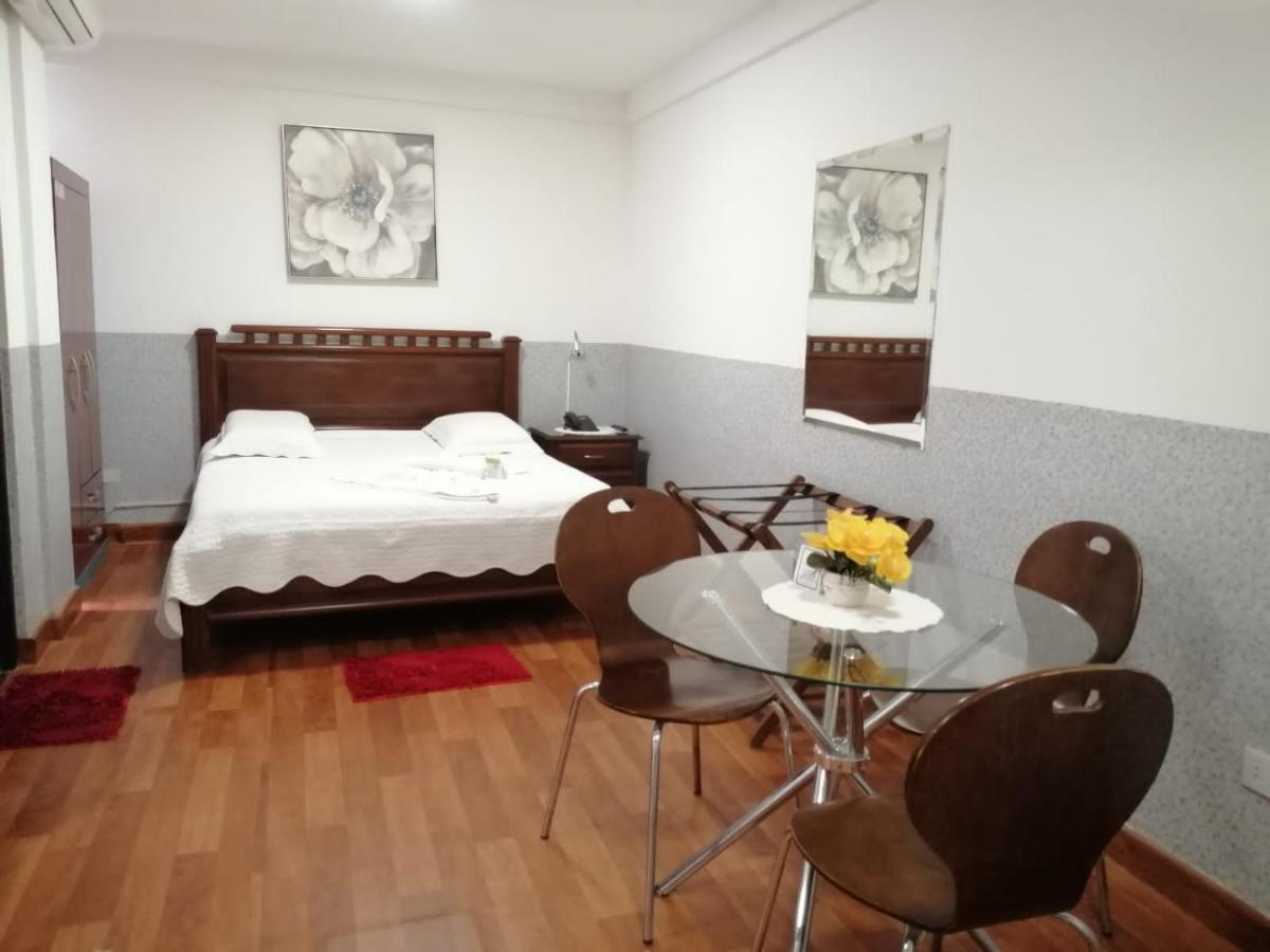 Buen Retiro Apart Hotel Santa Cruz de La Sierra Luaran gambar