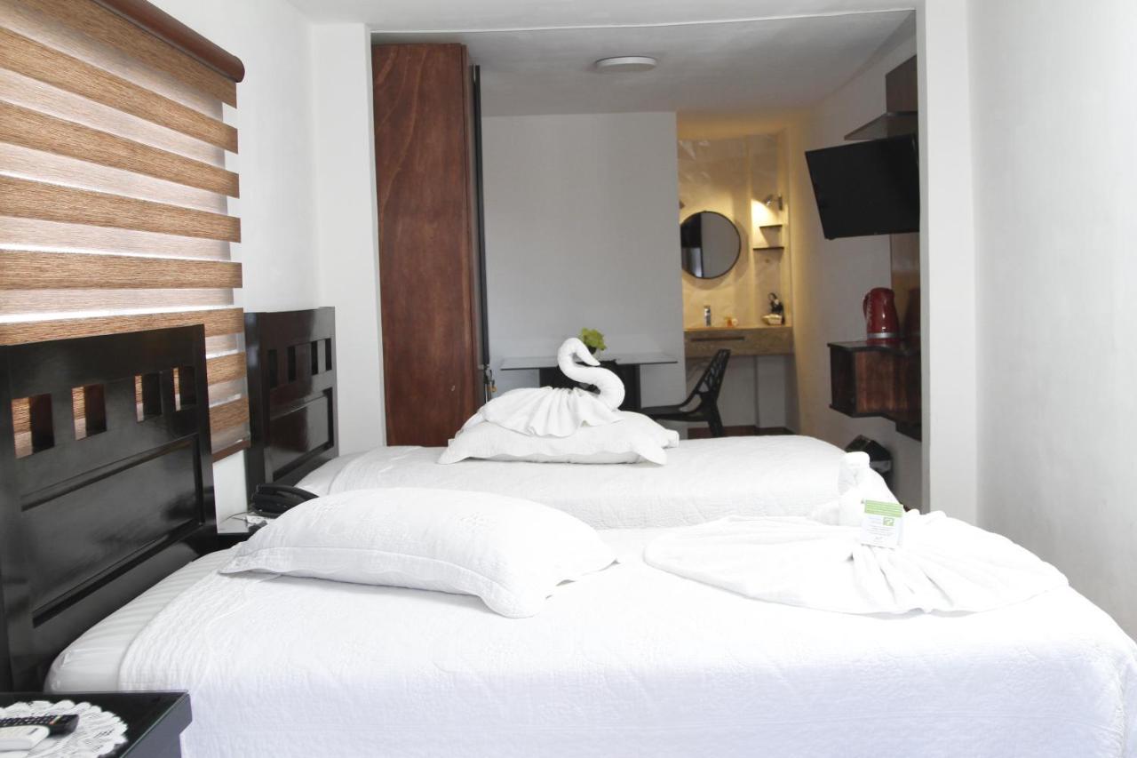 Buen Retiro Apart Hotel Santa Cruz de La Sierra Luaran gambar