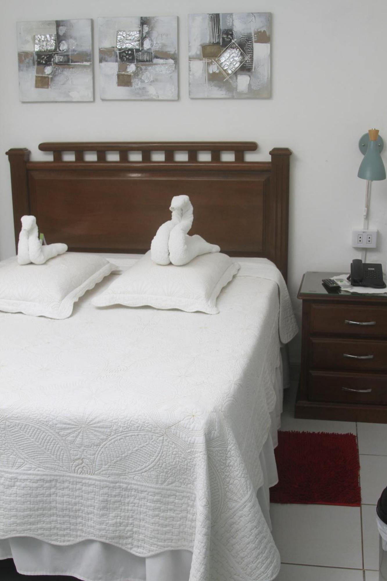 Buen Retiro Apart Hotel Santa Cruz de La Sierra Luaran gambar