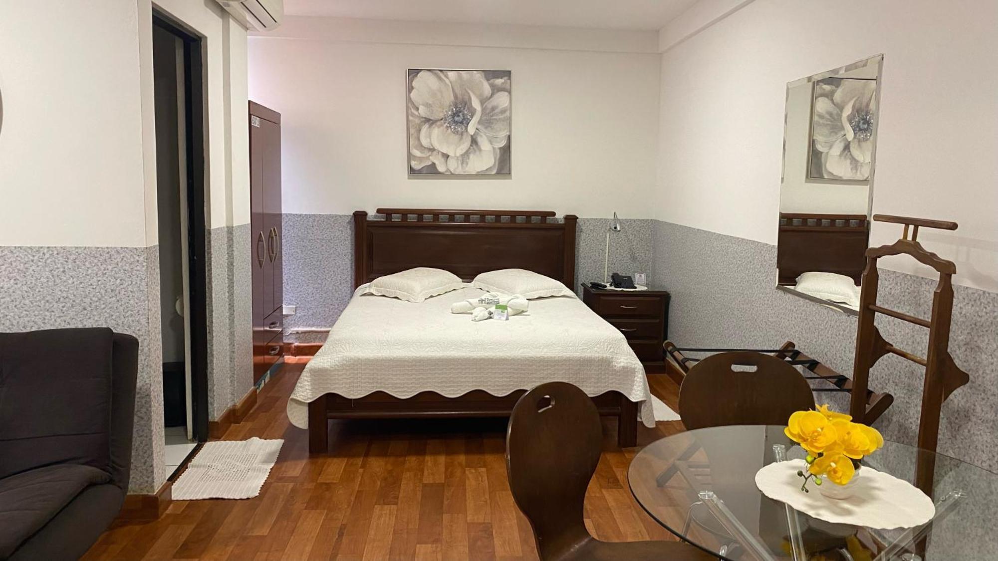 Buen Retiro Apart Hotel Santa Cruz de La Sierra Luaran gambar
